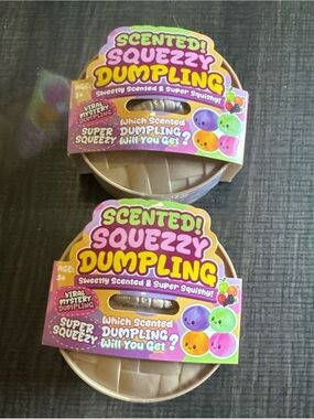 2 SCENTED SQUEZZY DUMPLING VIRAL MYSTERY TOY NEW SEALED SENSORY STRESS